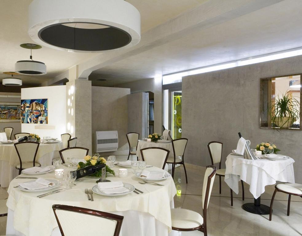 Hotel Ristorante Cavaliere Scario Extérieur photo